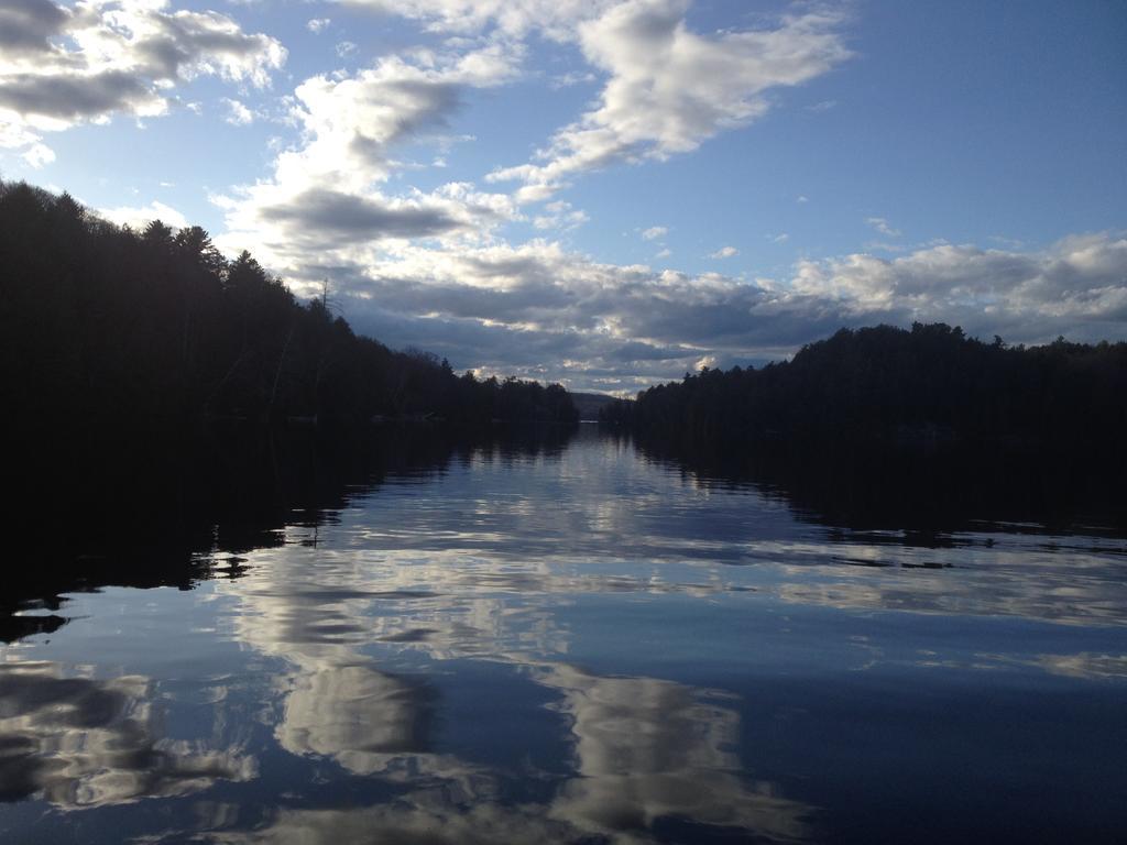 Little Hawk Resort & Marina Algonquin Highlands Ngoại thất bức ảnh